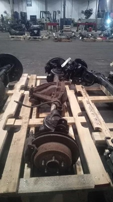 Conjunto de eje trasero usado para: Dodge Nitro Chrysler 2011 8-1/4 relación 3,21 op Foto 1 de 4