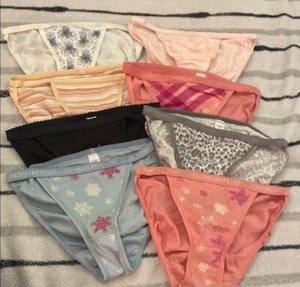 NWOT Vinage Victoria's Secret Patterned PantySet - Multi-Color Size SMALL - Picture 1 of 4