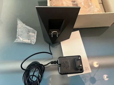 Bang & Olufsen BeoCom 6000 Wandladegerät / Wandhalterung - Bild 1 von 4