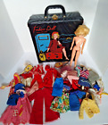 Lot étui poupée vintage années 1960 Miner Ind Mattel et contenu vêtements, skipper, Tammy