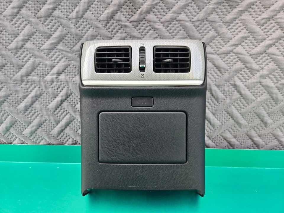 2015-19 INFINITI Q70L CONSOLE CENTRAL TRASEIRO VENTILAÇÃO DE AR COM CINZEIRO FABRICANTE DE EQUIPAMENTO ORIGINAL - Imagem 1 de 4