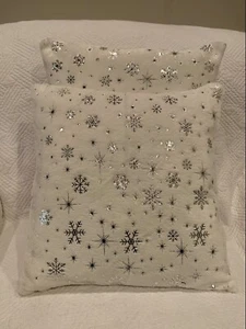 Set of 2 Soft Faux Fur Plush Ivory Decorative Throw Pillows Glittery Snowflakes - Picture 1 of 5