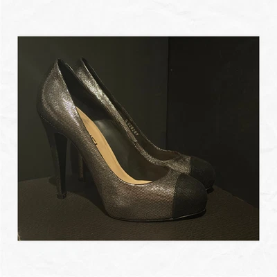 Auth CHANEL Metallic Gunmetal/Black Cap toe Textured Suede Pltfrm Pumps EU9/US8 - Image 1 of 4