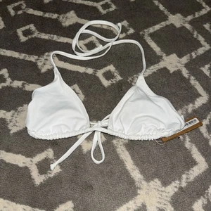 Skims Women's Beautiful Traingle Bikini Top Onyx Style Size small nwot - Picture 1 of 2