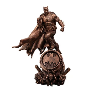 Batman Deluxe (Bronze Version) - DC Comics - Art Scale 1/10 - Iron Studios - Picture 1 of 9