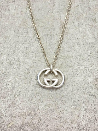 Collana Gucci ad incastro G SV925 SLV con top uomo