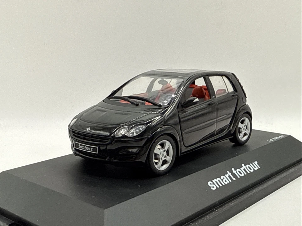 Smart Forfour Jack Black 1/43 Schuco - Photo 1/3