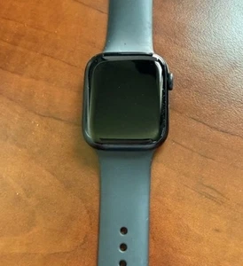 Apple Watch Series 7 Aluminum Case - Zdjęcie 1 z 2