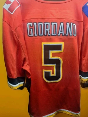NHL MARK GIORDANO #5 CALGARY FLAMES JERSEY Y REEBOK NHL 2XL HOME OFFICIAL  XXL - Image 1 of 4