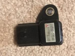 SUZUKI Genuine OEM MAP Pressure Sensor 18590-80C40 Mitsubishi. E - Picture 1 of 6