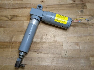 Электромеханический линейный привод Duff Norton 6 дюймов ход 12 В постоянного тока запчасти/ремонт - Изображение 1 из 4