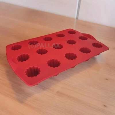 TUPPERWARE SILIKON MINI-CANNELÈ SILIKON-FORM ROT SONDERMODELL - Bild 1 von 2