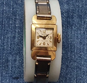 1940 year. Nice Ladies SenTra Watch. 14k gold. Vintage bracelet. 17 rubies. - Picture 1 of 4
