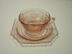 Vintage Hocking Mayfair Pink Depression Glass Cup/Saucer - Picture 1 of 7