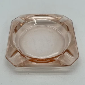 Cenicero de vidrio Pink Depression vintage de 3,5 pulgadas - Imagen 1 de 4