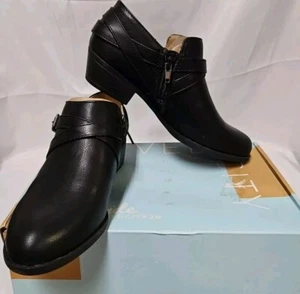 Life Stride Velocity 2.0 Adley Black Smooth Ankle Boots Womens Size 7.5 M NIB - Picture 1 of 17