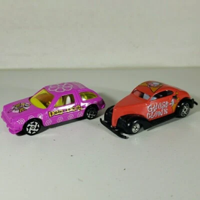 Racing Champions Cars Cartoon Network Scooby-Doo! Ghost & Dee Dee 1:64 Diecast - Image 1 of 4
