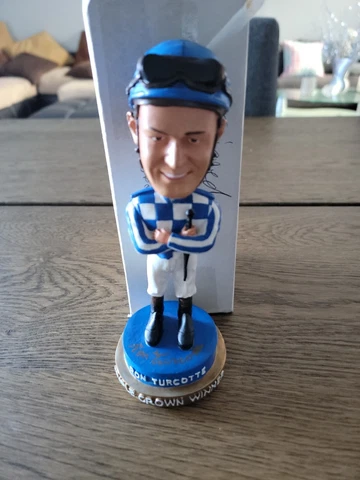 Ron Turcotte Race Horse Jockey Secretariat Triple Crown Autographed Bobblehead Cover