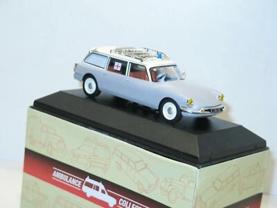Voiture ambulance citroen ID 19  a l'échelle 1/43 (militaire) - Photo 1/3