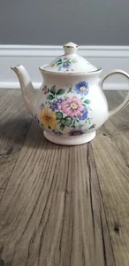 SADLER WINDSOR TEAPOT MADE IN ENGLAND VINTAGE FLORAL  - Picture 1 of 6