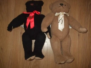 2 LIMITED EDITION MERRYTHOUGHT TEDDY BEARS. - Picture 1 of 13
