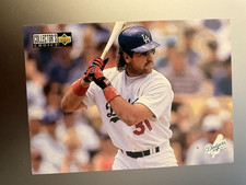 1996 Collector's Choice #406 Dodgers Checklist Mike Piazza