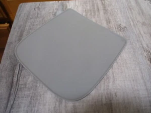 2015-2020 Toyota Sienna XLE Front Lower Console Tray Rubber Insert Pad OEM Gray - Bild 1 von 8