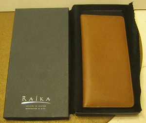 RAIKA Artistry in Leather Handcrafted Light Brown Passport Wallet NEW in the Box - Picture 1 of 2