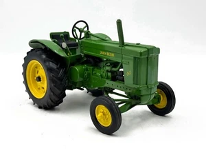 1/16 John Deere Model 60 High Seat Standard Tractor - Picture 1 of 2