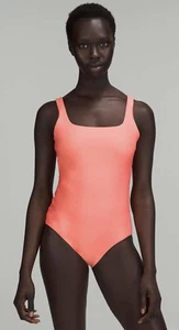 Traje de baño Lululemon Waterside cuello cuadrado de una pieza crema frambuesa talla 6 $128 - Imagen 1 de 4