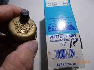 Regulador de flotador automático FV-4M1 NUEVO EN STOCK vatios ventilación 1/8", 150 PSI - Imagen 1 de 3