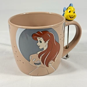 Tazza caffè Disney La Sirenetta Ariel Flounder tazza ceramica con agitatore NUOVA - Foto 1 di 6