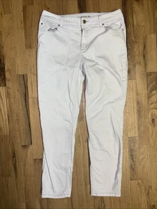 Chico's Platinum Denim Jean Light Wash Straight Leg Size 1 Everyday Casual - Picture 1 of 7