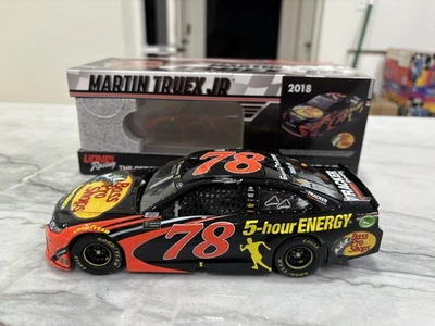 Bajo Martin Truex Jr 2018 Pro Shops 5 horas Energy Nascar 1/24 diecast Lionel #78 Foto 1 de 4