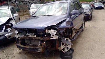 Conjunto de luz trasera izquierda usada se adapta a: Kia Sorento 2004 grado A izquierdo Foto 1 de 4