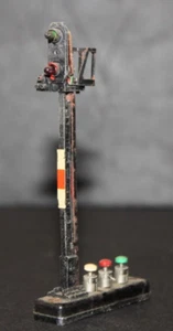 Trix Express Color Light Home Signal #6629  3 Rail  Working Condition - Picture 1 of 1