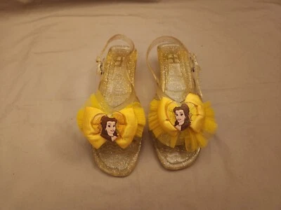 Tacones de plástico amarillos para niñas Belle de la Bella de las princesas de Disney Foto 1 de 4
