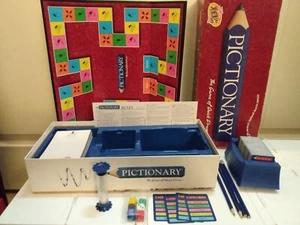 [Ver fotos] Pictionary The Game Of Quick Draw 2000 Hasbro Caja Usada Completamente Completa - Imagen 1 de 12