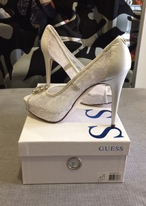 Scarpe col tacco da donna bianchi GUESS | Acquisti Online su eBay