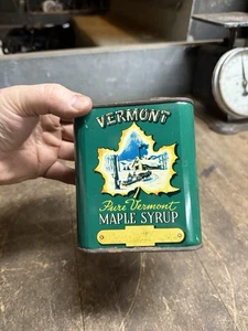 Vintage Old Rare Pure Vermont VT Maple Syrup Graphic 1 Quart Tin Metal Can USA - Picture 1 of 13