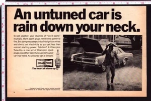 Bujías Champion 1969 anuncio impreso vintage, coche, hombre, lluvia - Imagen 1 de 1