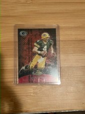 1999 Finest Team Finest Red Refractors #T2 Brett Favre #/50