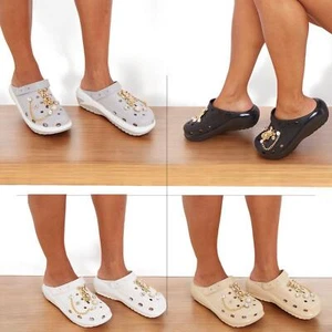 Damen-Clogs mit Plateauabsatz mit abnehmbaren Charms Sommerschuhen - Bild 1 von 19
