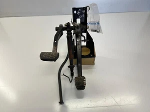 OEM BMW E30 5 Speed Manual Clutch and Brake Pedal Box Assembly USED A - Foto 1 di 10