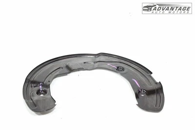 Cadillac CT6 2016-2020 delantero derecho pasajero freno polvo protector contra salpicaduras OEM Foto 1 de 4