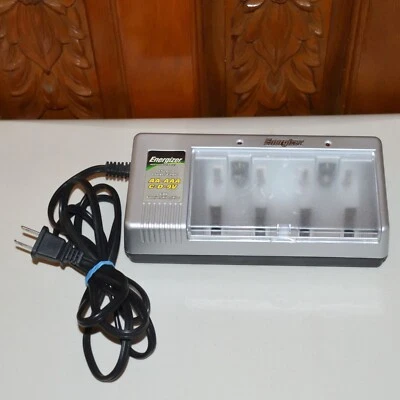 Energizer Rechargeable CHFCV Ni-MH Battery Charger for Parts-AAA/AA/C/D/9V Batt - Image 1 of 4