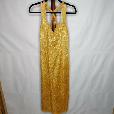 Zum Zum Vintage women's 9/10 elegant dress yellow gold metallic floral broach - Image 1 of 4