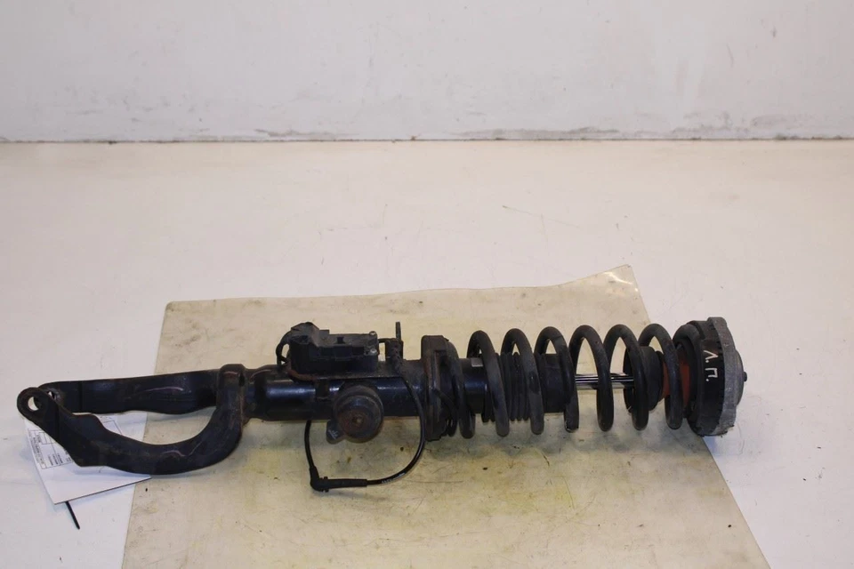 2010-2012 BMW 750Li xDrive 4,4 л полный привод передний водитель левая сторона амортизатор стойки - Изображение 1 из 4