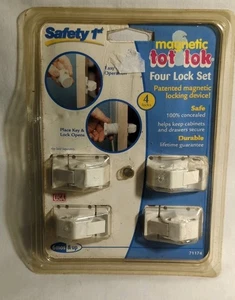 Safety 1st Magnetic Tot Lok Four Lock Set Four Locks - Bild 1 von 2