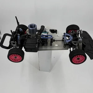 Kyosho Inferno con motor GS 21 y servos, tanque y caja - Ver fotos - Imagen 1 de 18